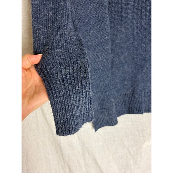 Wildfox Blue Crewneck Distressed Cutout Hem Sweatshirt Sz. XS - Picture 6 of 8